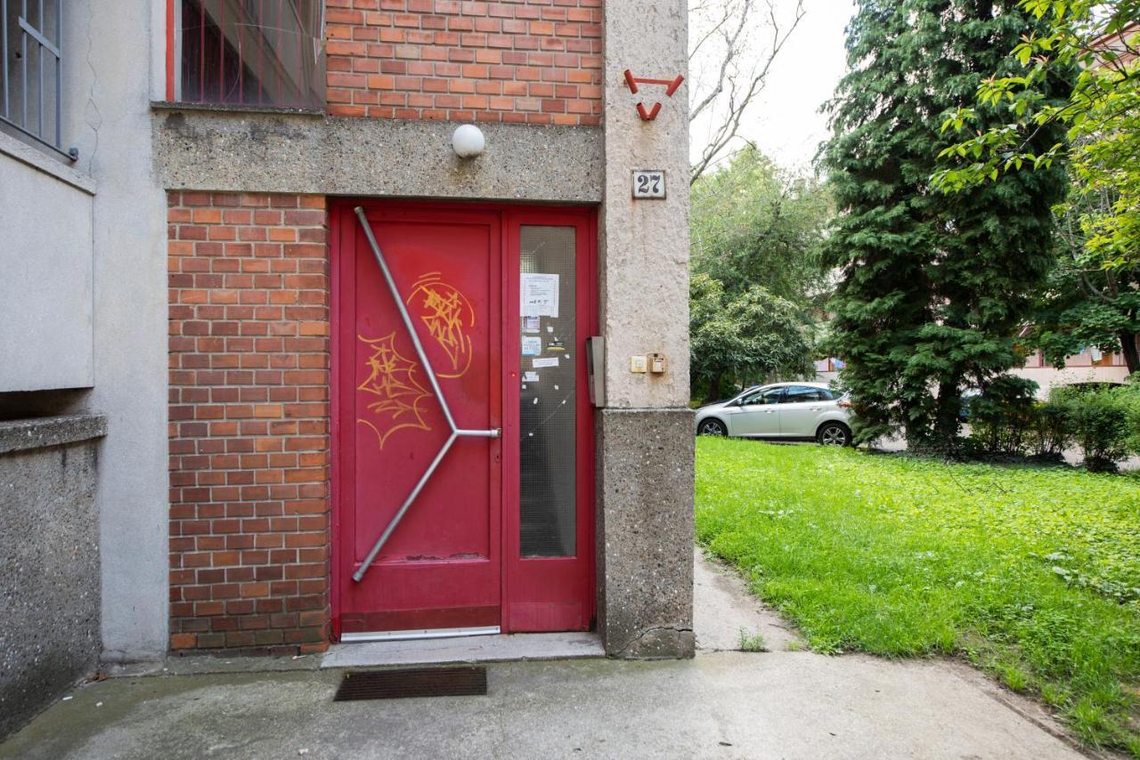 Ferienwohnung Loft Apartman Pécs Exterior foto